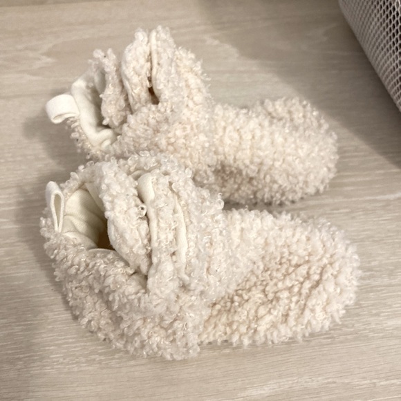 Robeez Snap Bootie - Picture 3 of 3